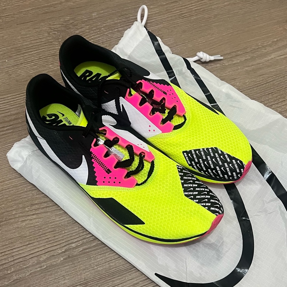 WOMENS NIKE RIVAL TRACK SHOES (without spikes) New Conditon